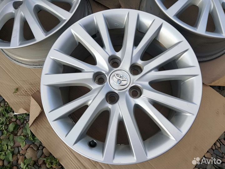 Комплект Toyota R16; 5*114,3; 7J; +40