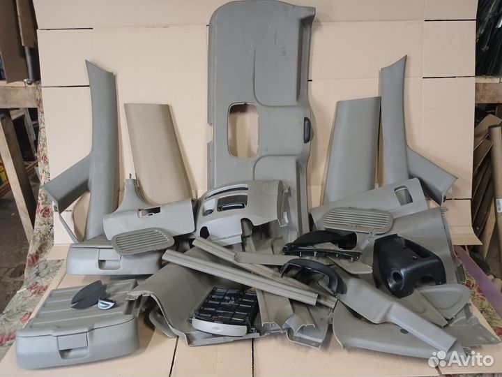 Пластик салона Chevrolet Rezzo