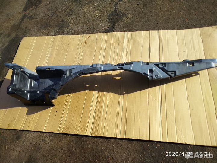 82241120 Renault range gama T K крыло ступень лева