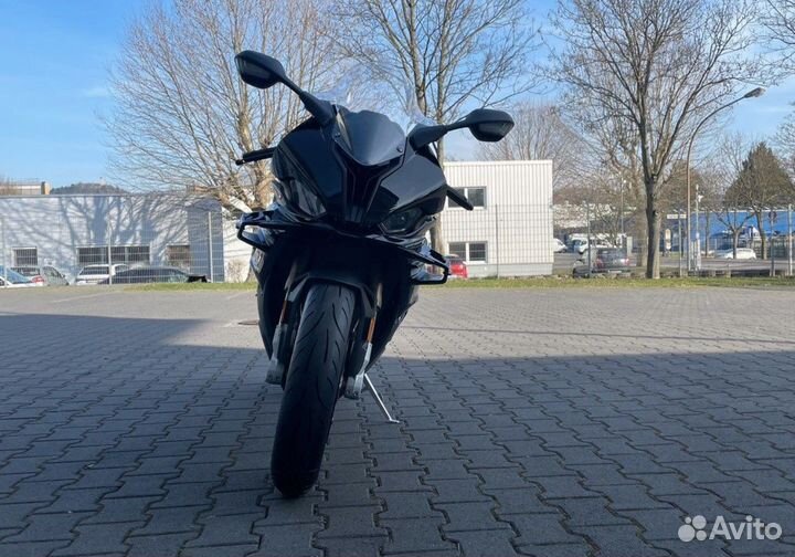 BMW S 1000 RR S1000RR M 2023 Модель