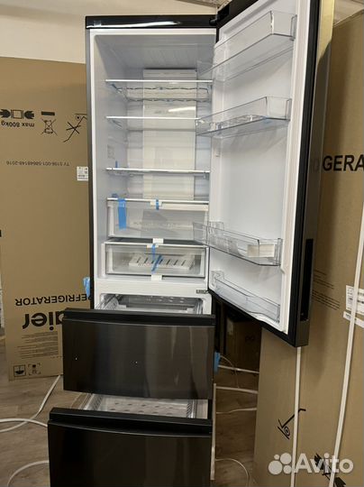 Холодильник Haier 2023 3-дверный