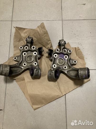 Задние кулаки Honda CR-V 3