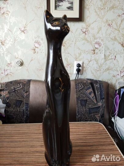 Статуэтки-фарфор, кожа, полистоун