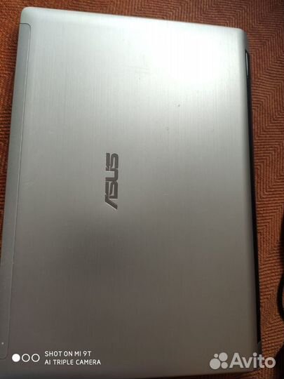 Ноутбук asus UL20FT