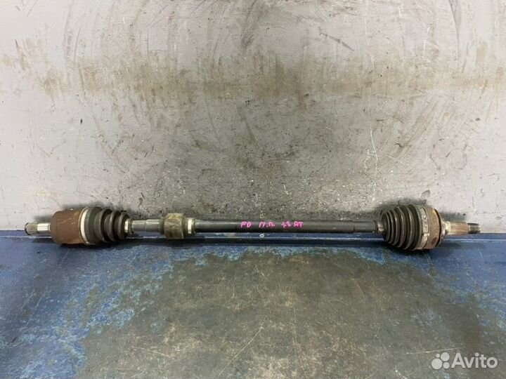 Привод передний правый Honda Civic 8 4D FD