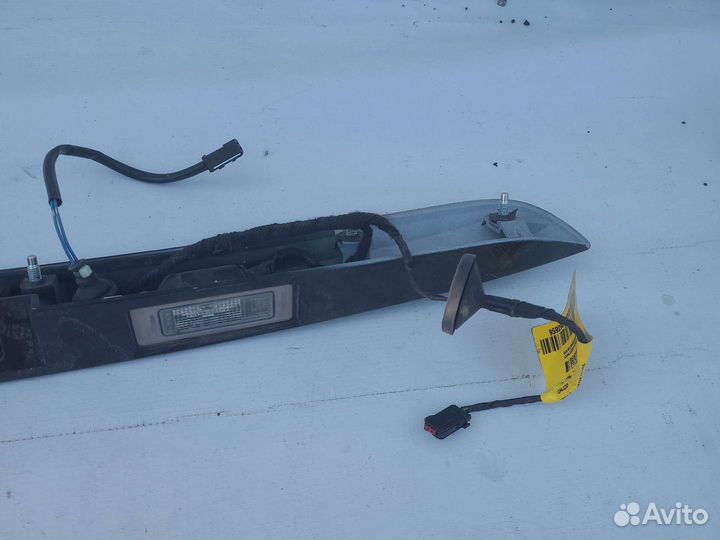 Накладка крышки багажника Chevrolet aveo t 300