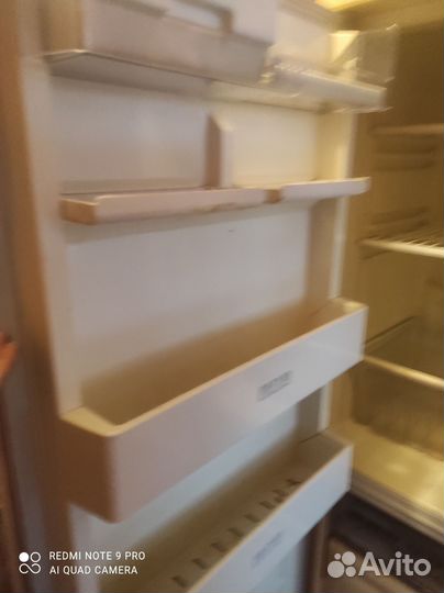 Холодильник Stinol