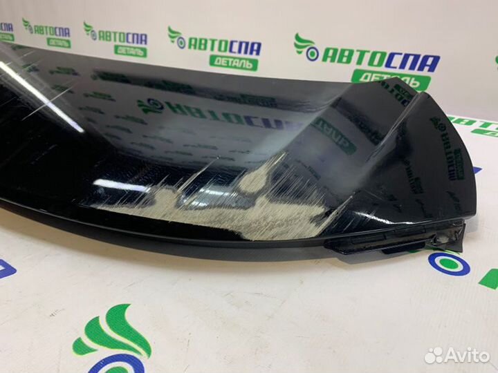 Спойлер крышки багажника задний Mazda Cx-30 DM