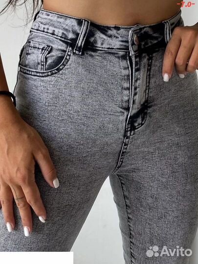 Джинсы женские