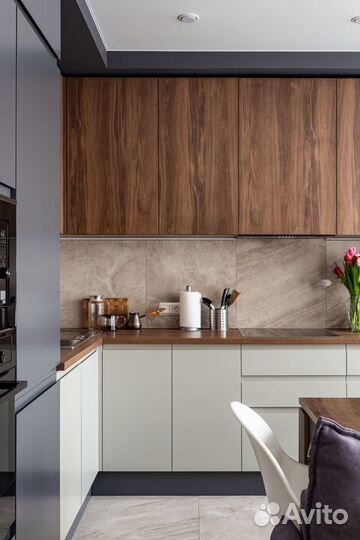 Кухня на заказ с буфетом в наличии