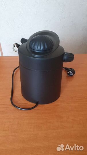 Кофеварка с капучинатором