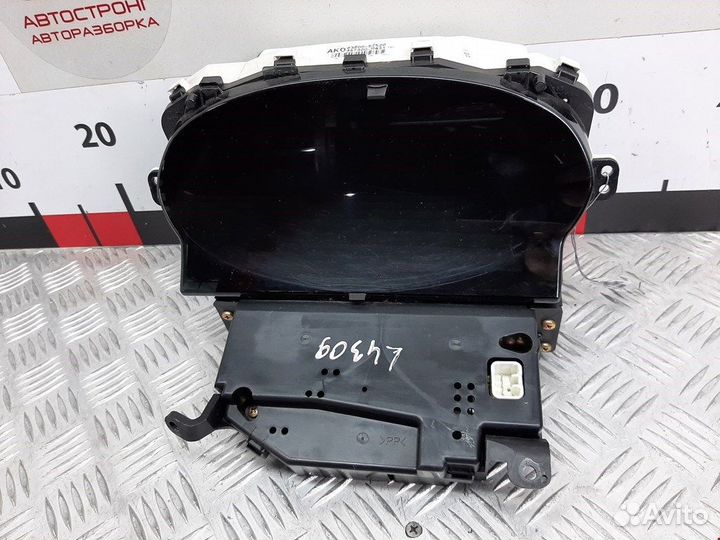 Панель для Toyota Yaris Verso