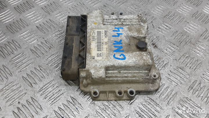 Блок управления двигателем Opel Astra H рест. 2008