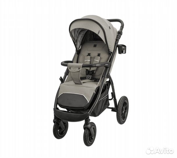 Детская прогулочная коляска новая, надувные колеса