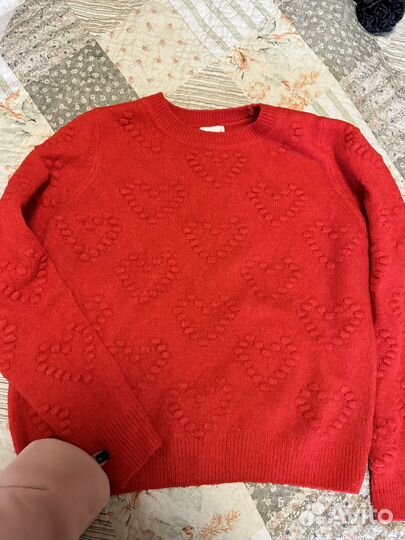 Свитер hm красный