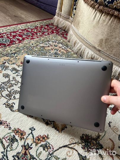 MacBook Air 13 M1 16/256