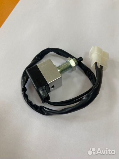 Датчик стоп сигнала Hyundai Accent