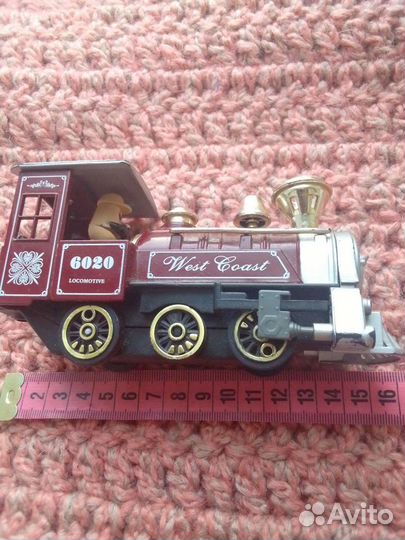 Паровоз игрушка