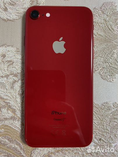 Телефон iPhone 8