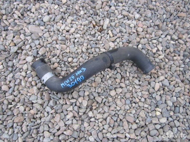 Патрубок радиатора Toyota Kluger MCU25 1MZ-FE