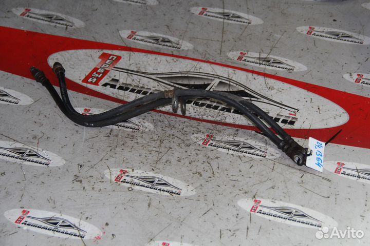 Тормозной шланг перед c Toyota ist NCP61 1NZ-FE