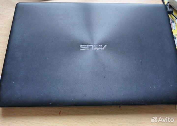 Ноутбук asus