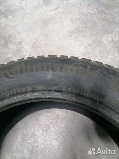 Continental IceContact 3 215/55 R17