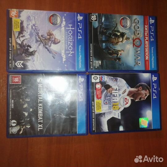 Sony playstation 4 slim