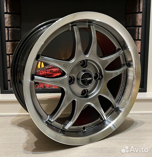 Комплект новых Work Emotion 15*7j 4*100