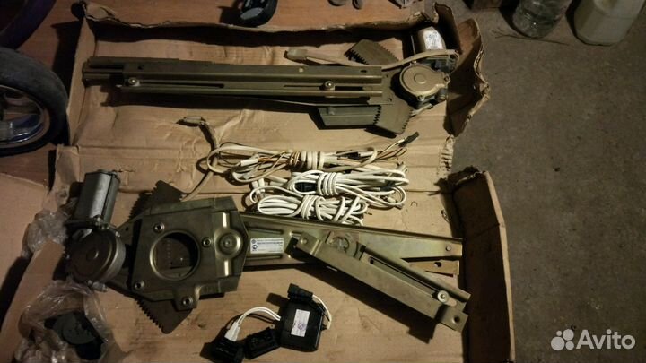 Электростеклоподъемники