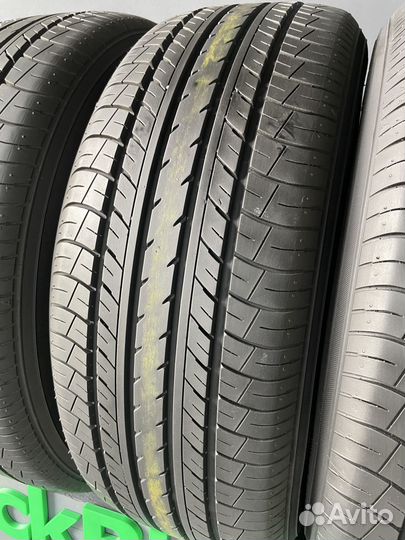 Yokohama dB Decibel E70 215/55 R17