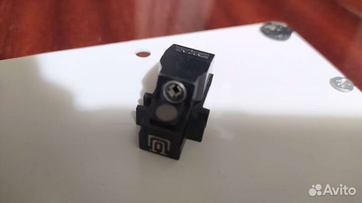 Магнитная головка для звукоснимателя