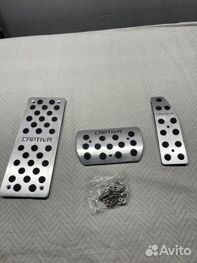 Накладки на педали для Captiva / АКПП
