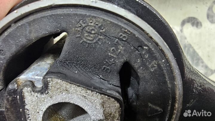 Комплект передних рычагов на BMW X3 E83