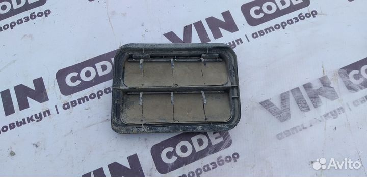 Решетка вентиляционная задняя левая Nissan Almera