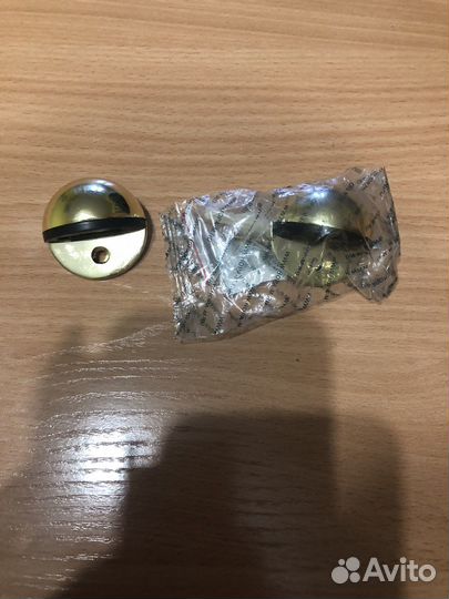 Ограничитель двери