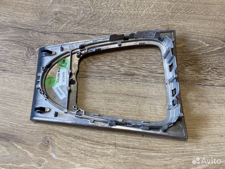 Mercedes e-класс 211 накладка декоративная