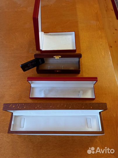 Коробки и футляры