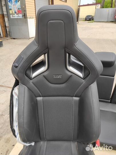 Салон Recaro на Opel Astra J OPC