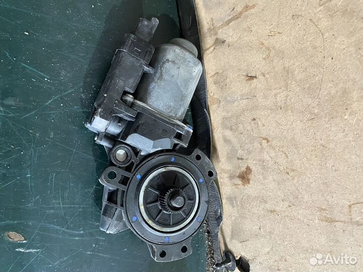 Моторчик стеклоподъемника передний киа сид 2008