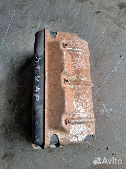 Подушка безопасности в торпедо Jaguar x-type