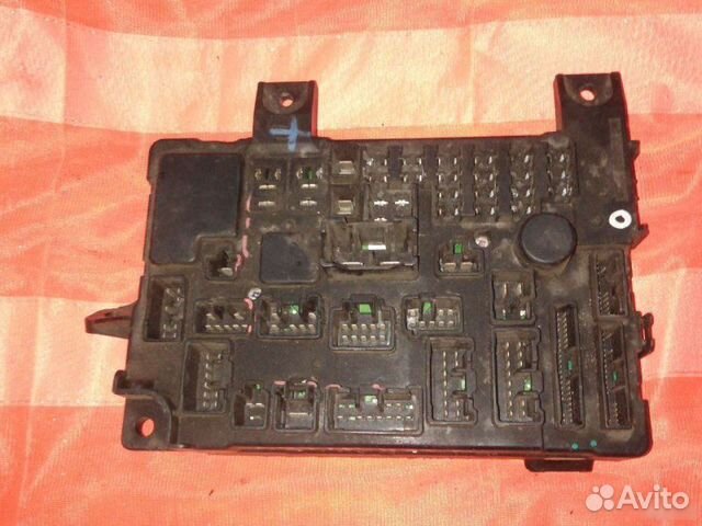 Блок предохранителей Mitsubishi Outlander