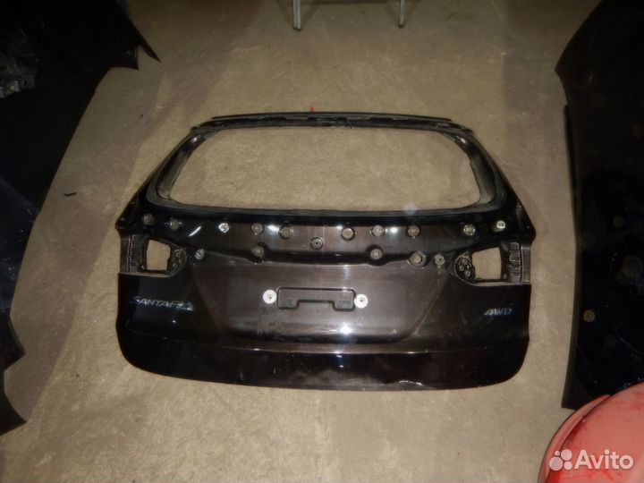 Крышка багажника Hyundai Santa Fe 3