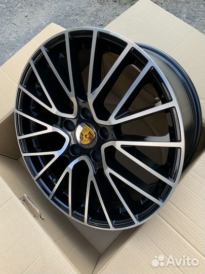 Диски R21 на Porsche Cayenne Порше Кайен 957 / 958