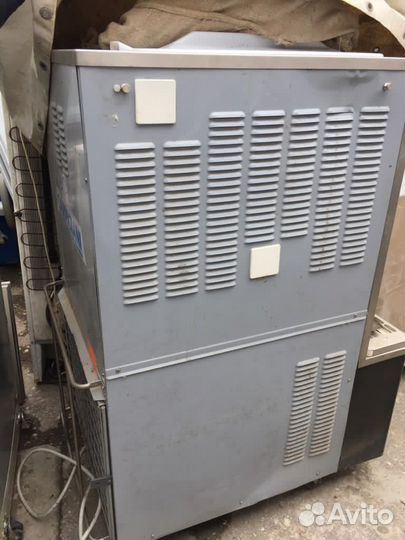 Carpigiani Апарат мороженое и коктейли