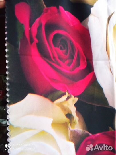 Скатерть 1,45 * 1,45 габардин новая крупные розы