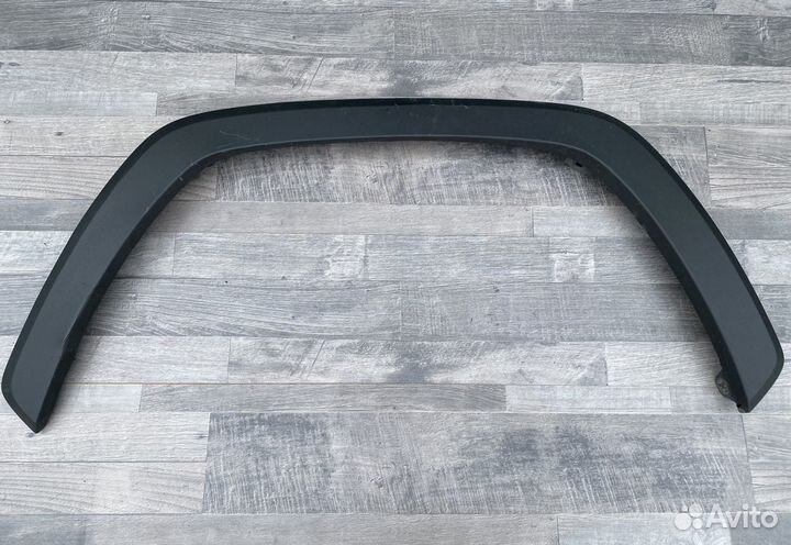 Toyota RAV4 5 накладка крыла
