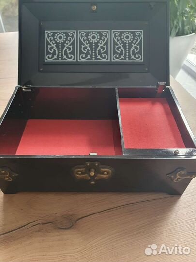 Шкатулка музыкальная времен СССР