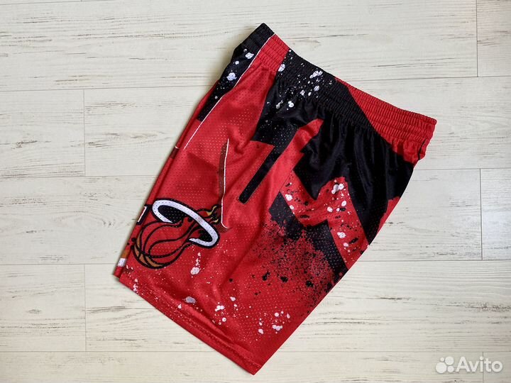 Баскетбольные шорты Miami Heat