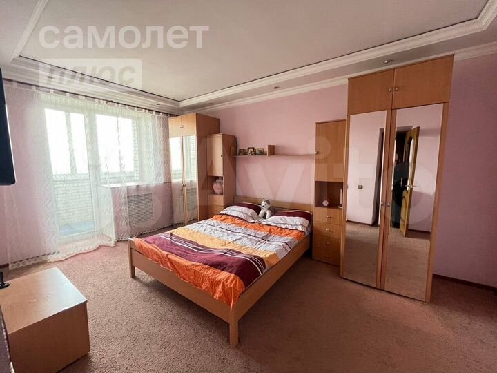 2-к. квартира, 61,8 м², 9/9 эт.